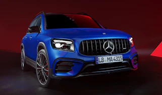 Mercedes-AMG GLB35 - front