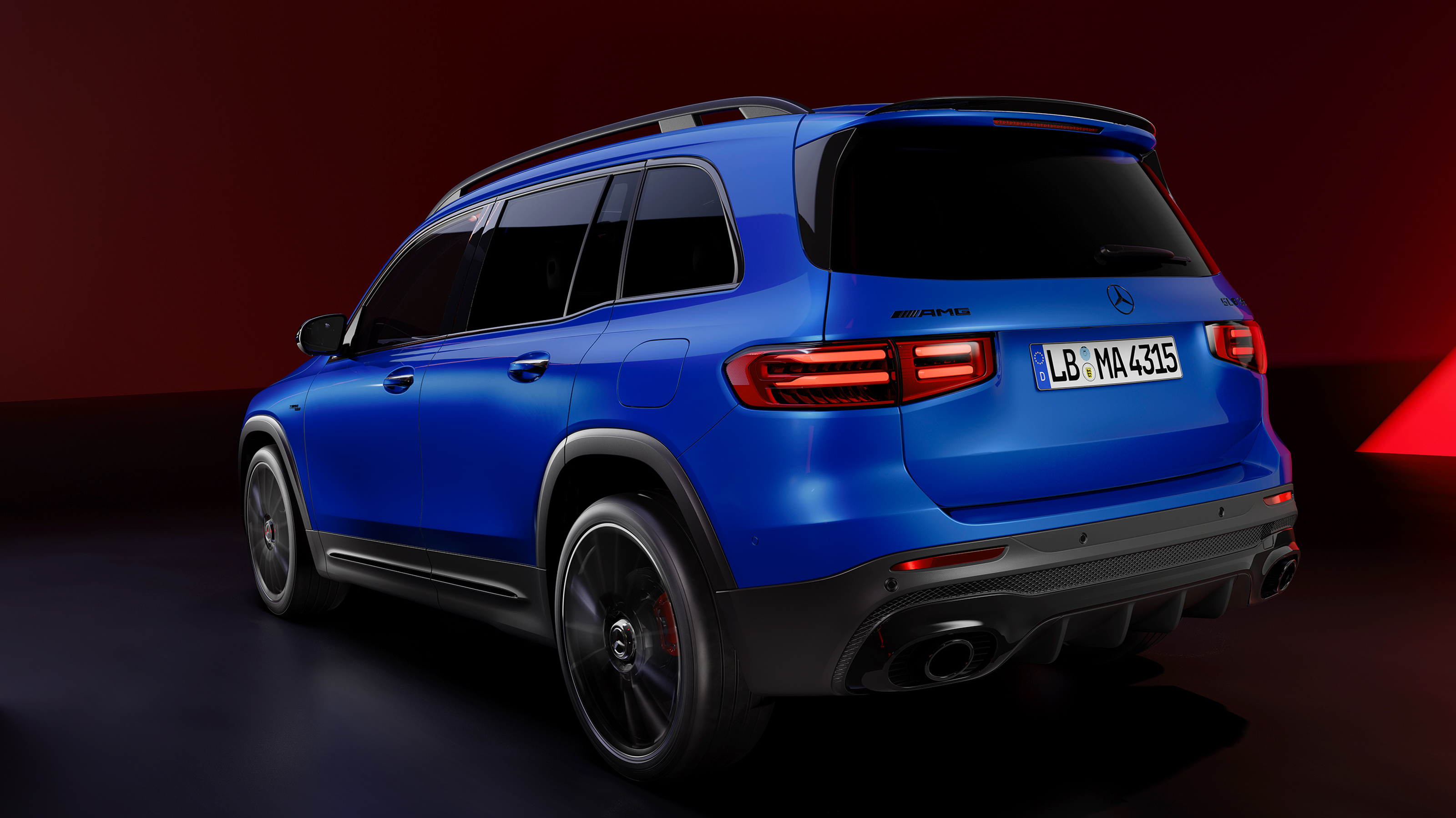 Mercedes-AMG GLB35 - rear