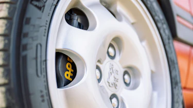 Peugeot 205 GTI Tolman Edition - front wheel