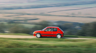 Peugeot 205 GTI Tolman Edition - panning