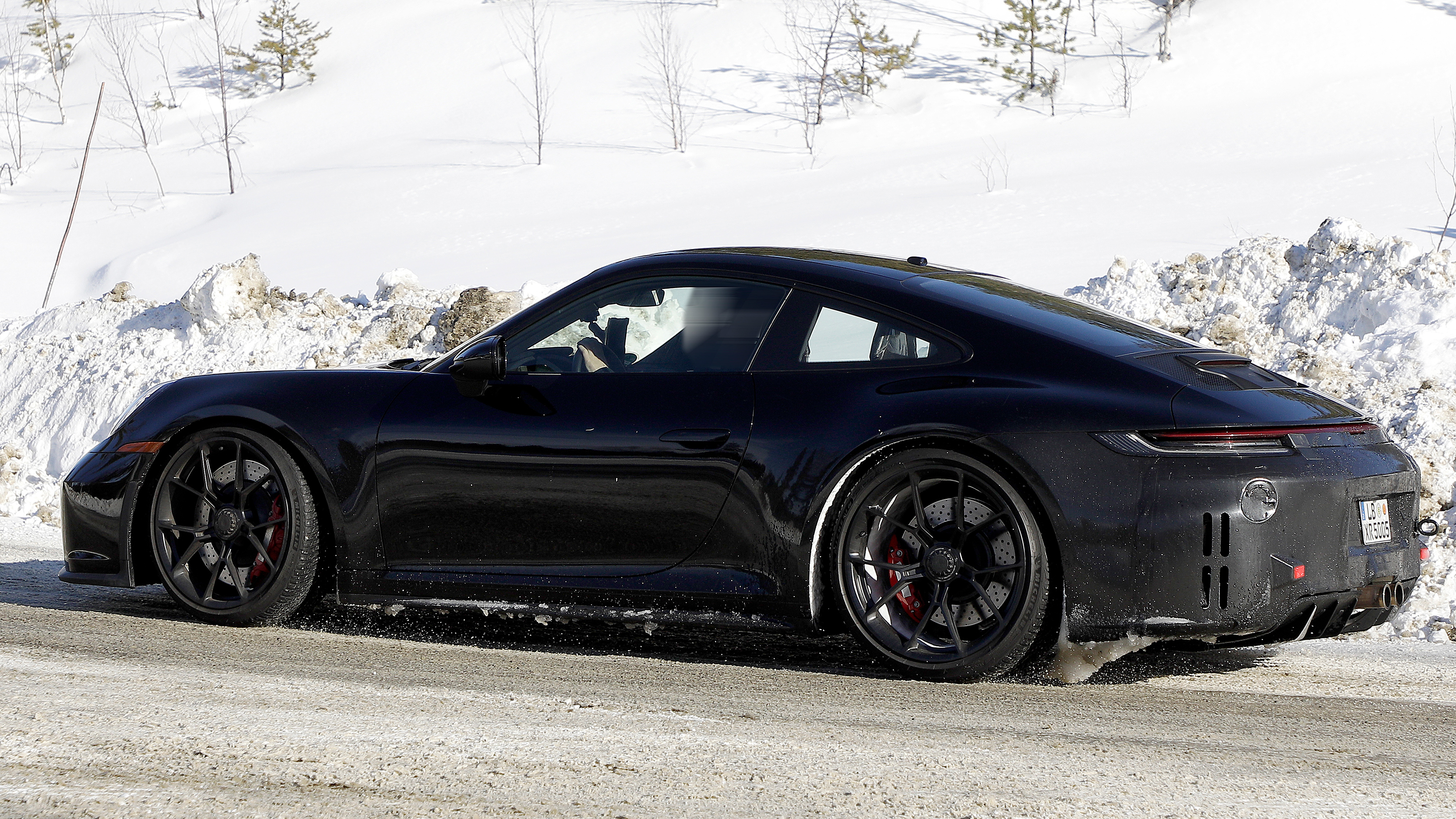 Porsche 911 992.2 GT3 Touring - rear