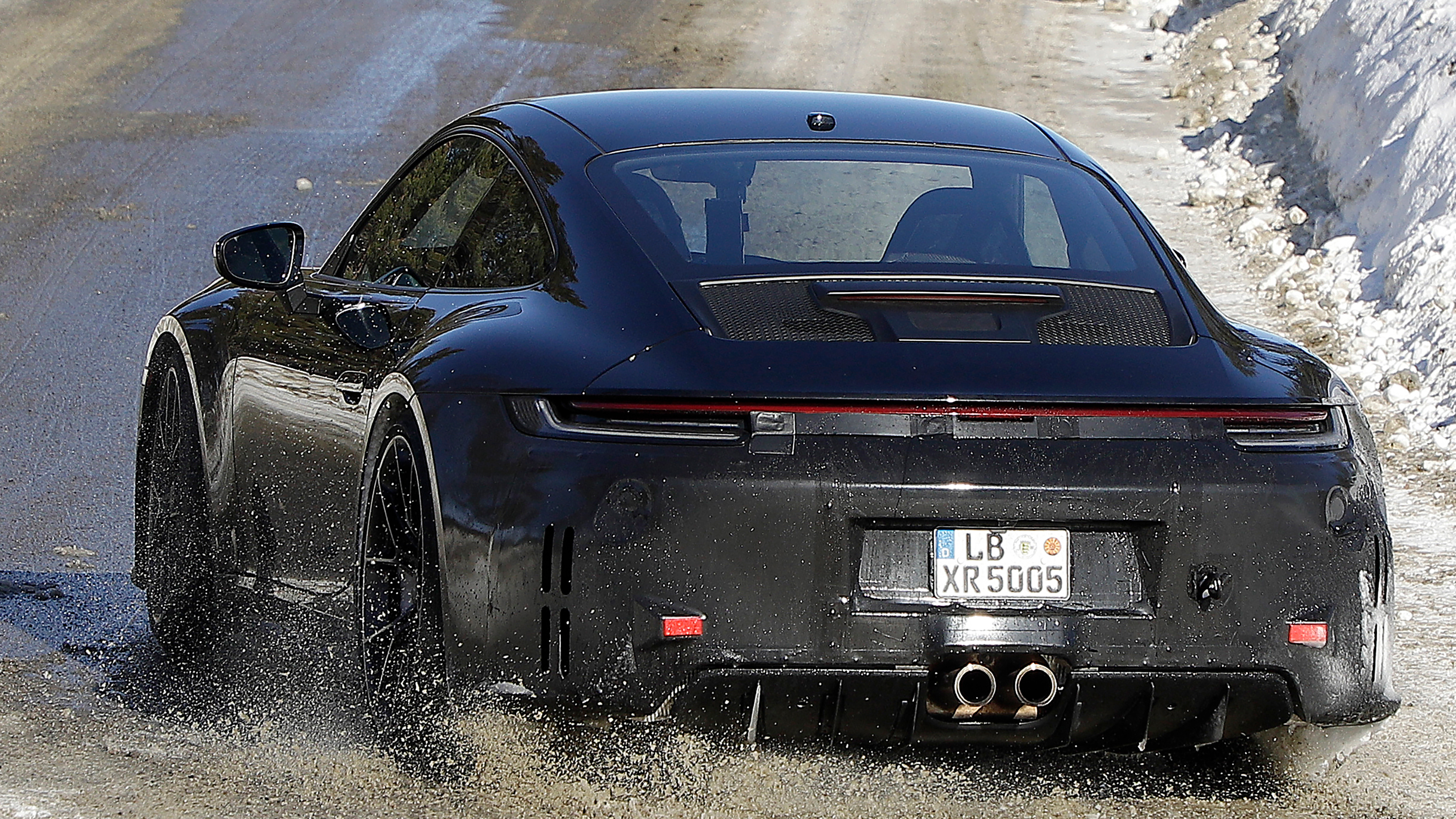 Porsche 911 992.2 GT3 Touring - rear 3