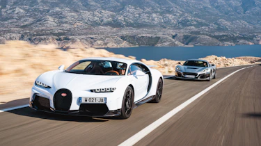 Rimac Nevera vs Bugatti Chiron Super Sport - front tracking