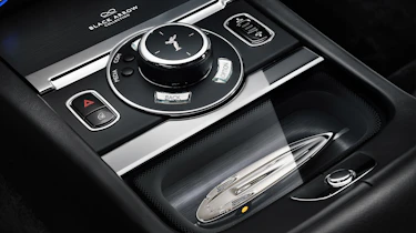Rolls-Royce Wraith Black Arrow