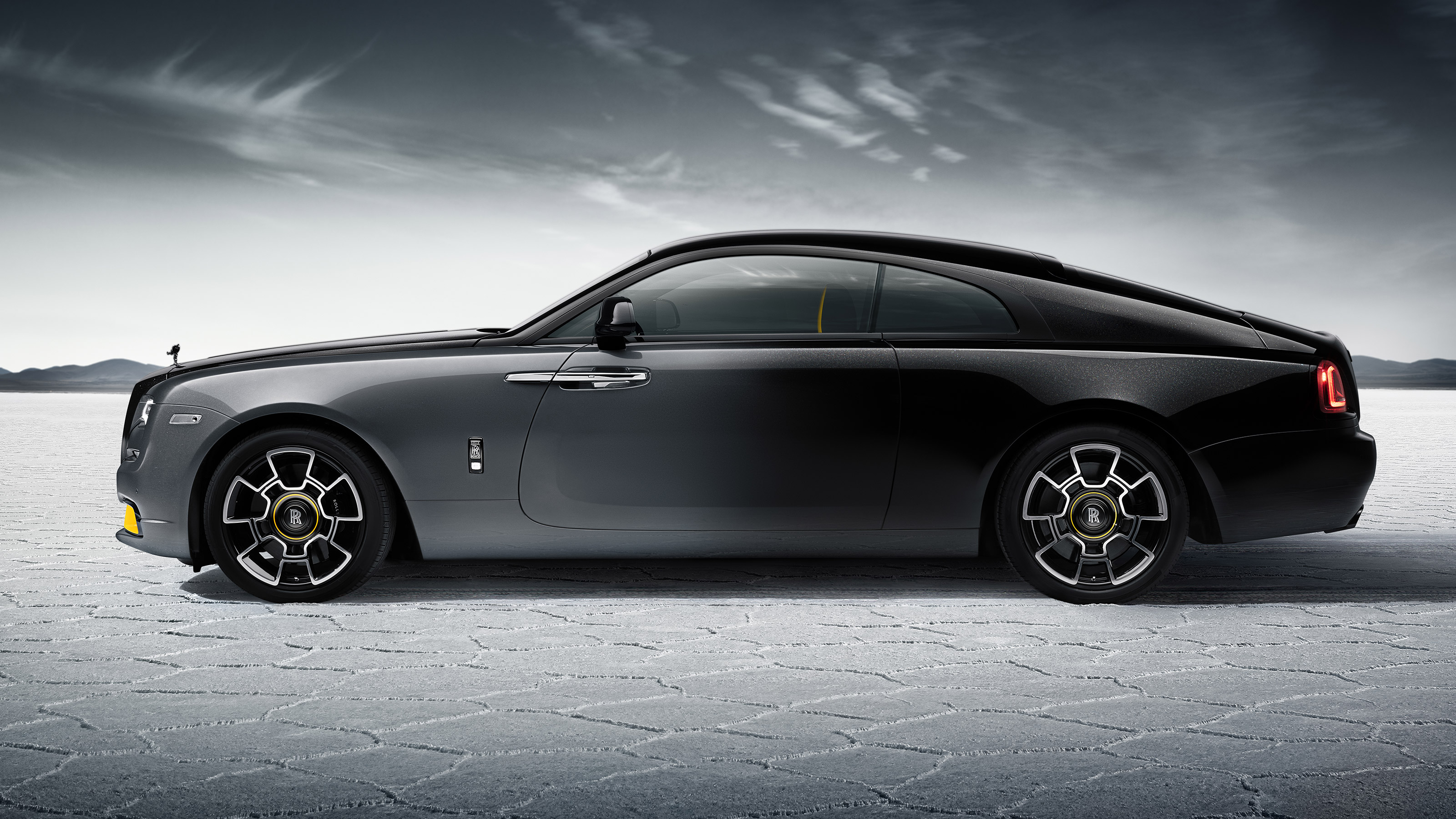 Rolls-Royce Wraith Black Arrow