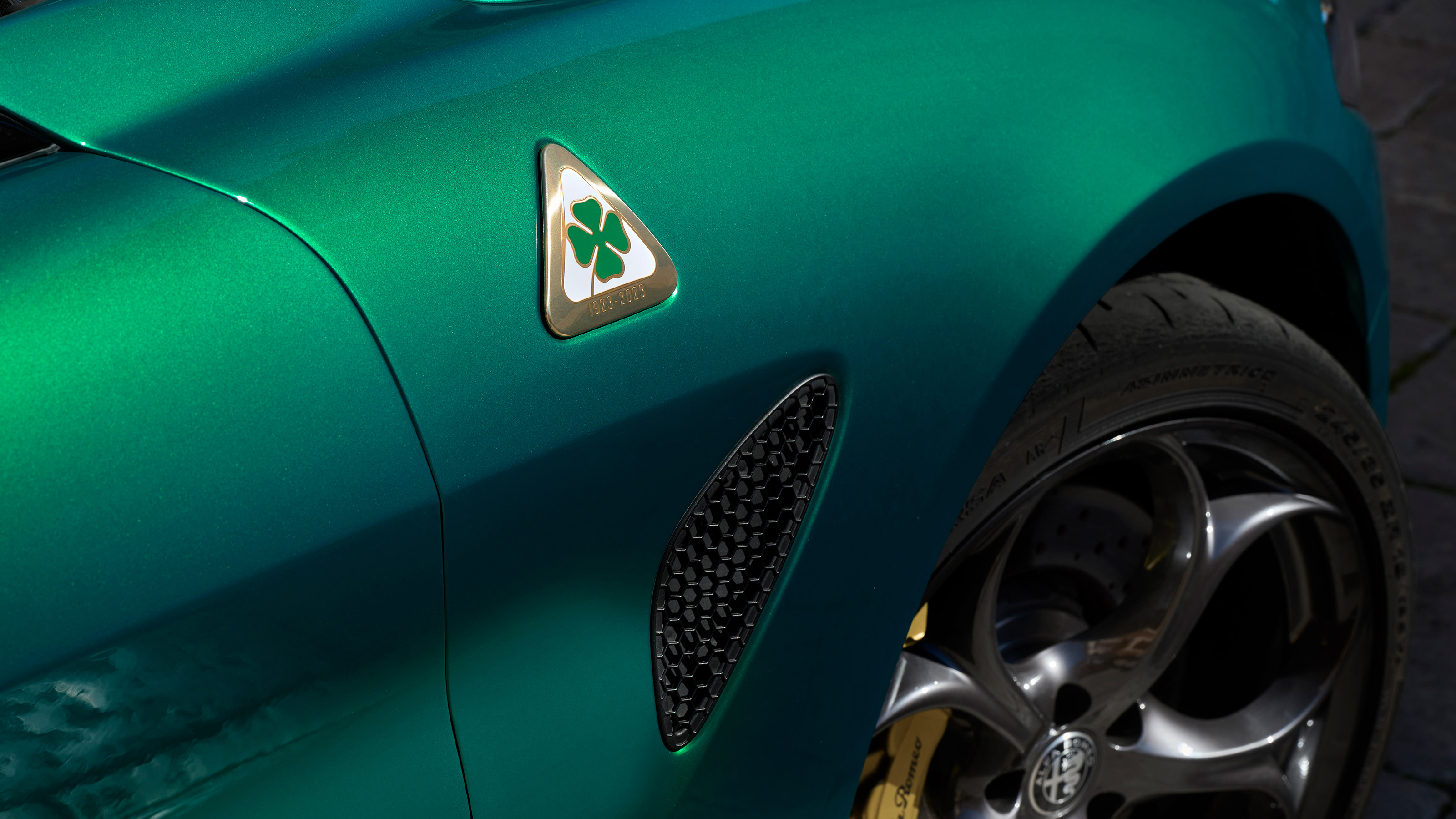 Alfa Romeo Giulia and Stelvio Quadrifoglio 100th Anniversario