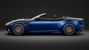 Aston Martin DBS 770 Ultimate Volante