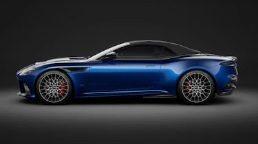 Aston Martin DBS 770 Ultimate Volante