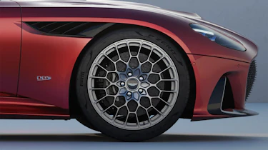 Aston Martin DBS 770 Ultimate Volante