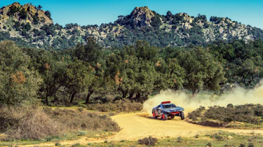 Audi RS Q e-tron dakar drive