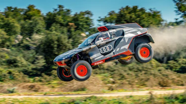 Audi RS Q e-tron dakar drive