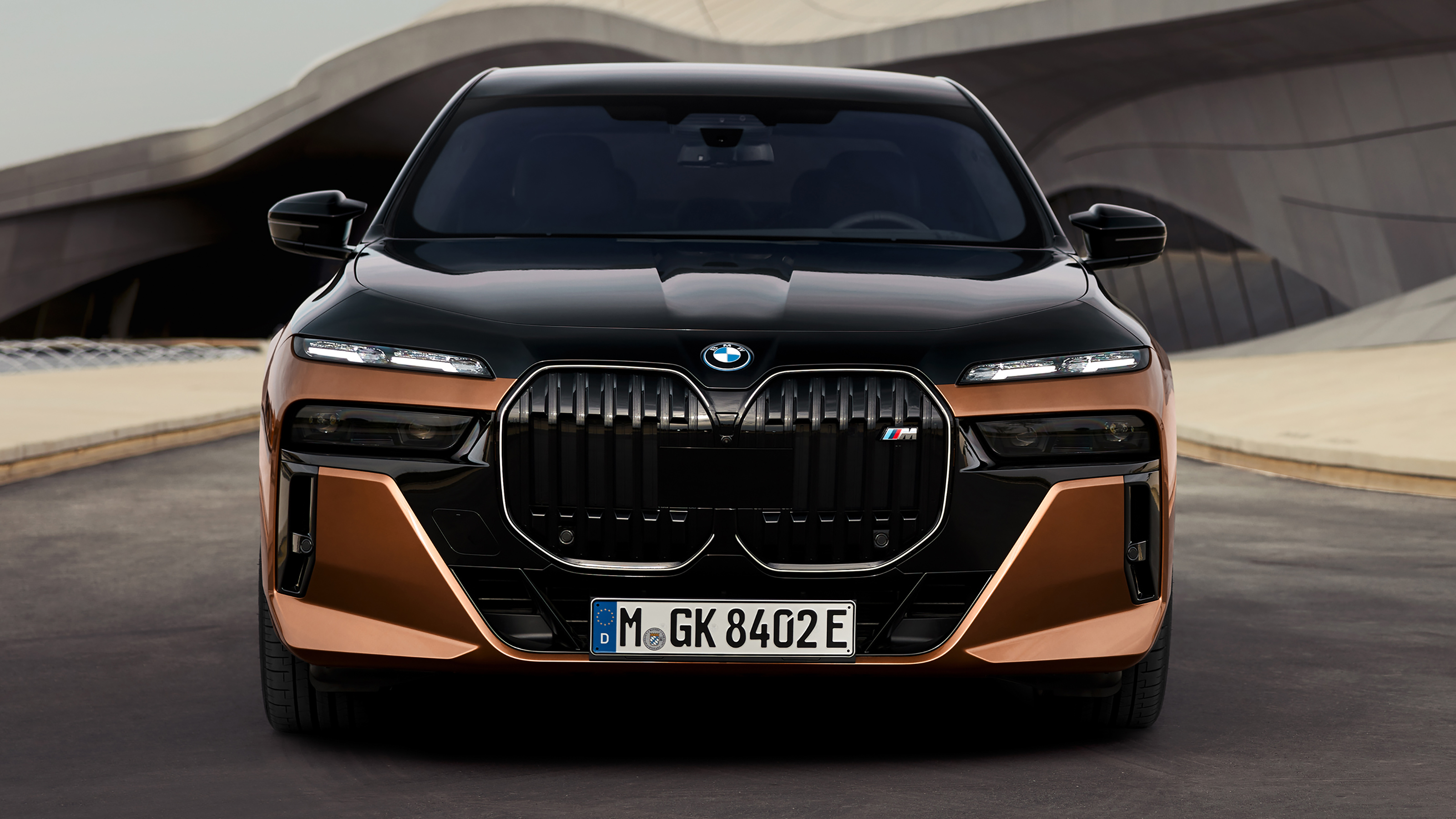 BMW i7 M70 - front 3