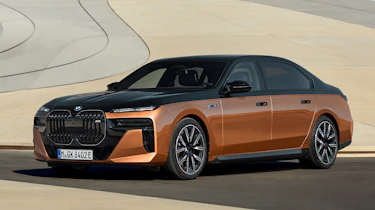 BMW i7 M70 - front 2