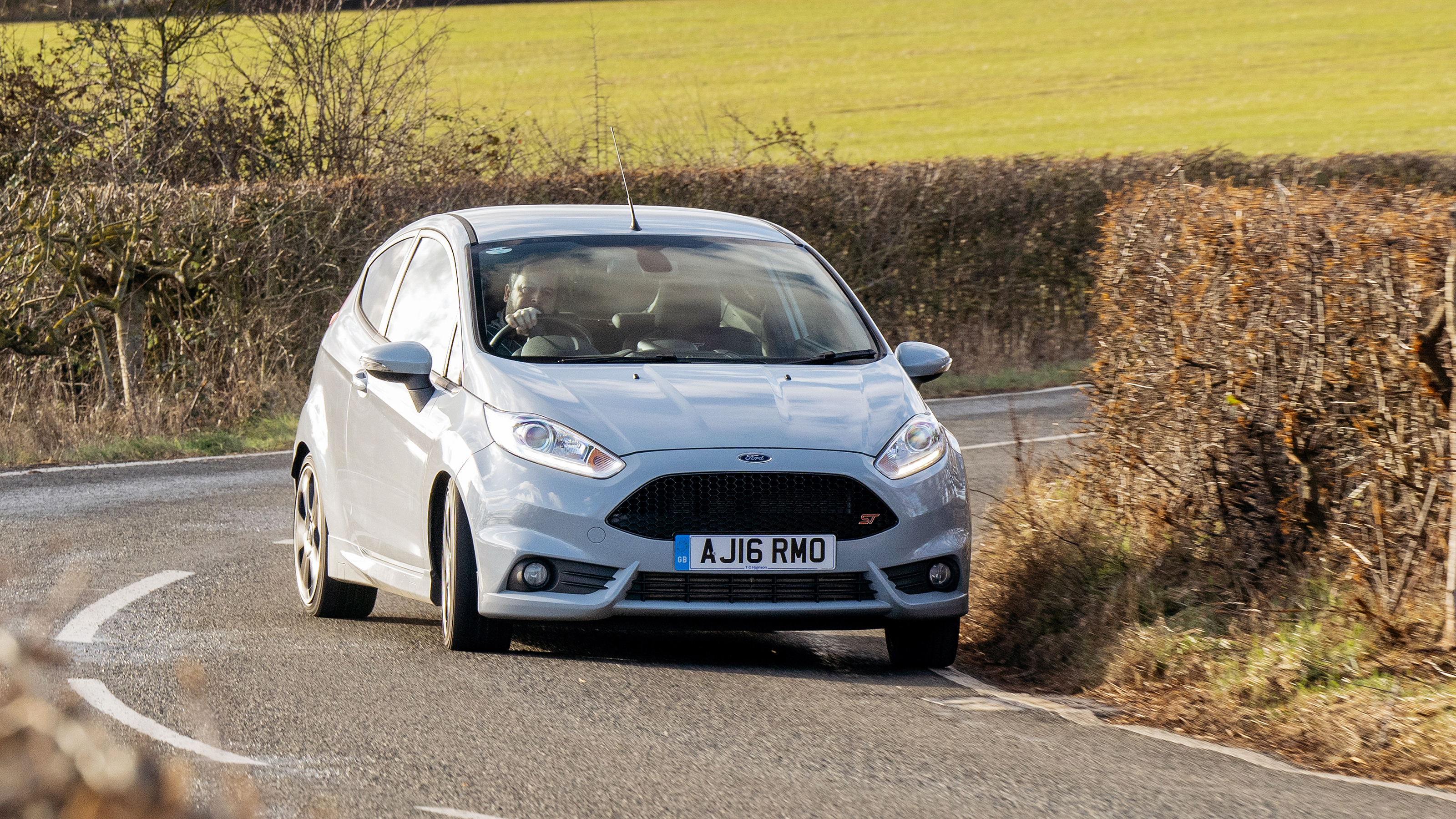 Ford Fiesta ST200 – slide