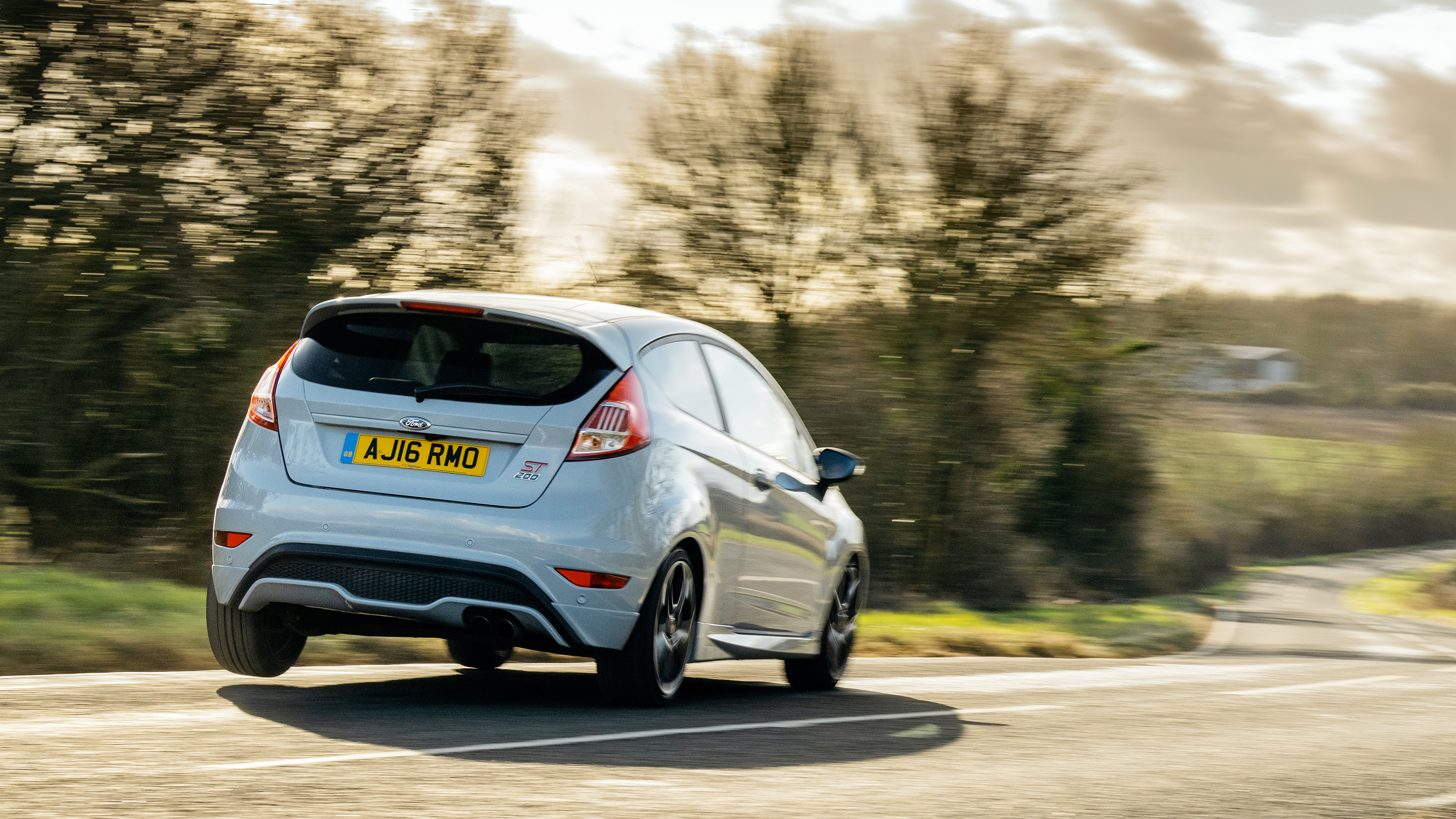Ford Fiesta ST200 – three wheels