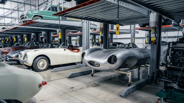 Jaguar Land Rover Classic Workshop - D-Type