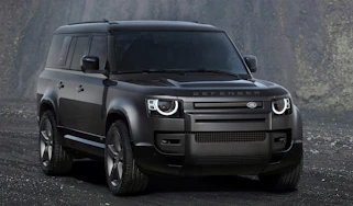 Land Rover Defender 130 V8 - front