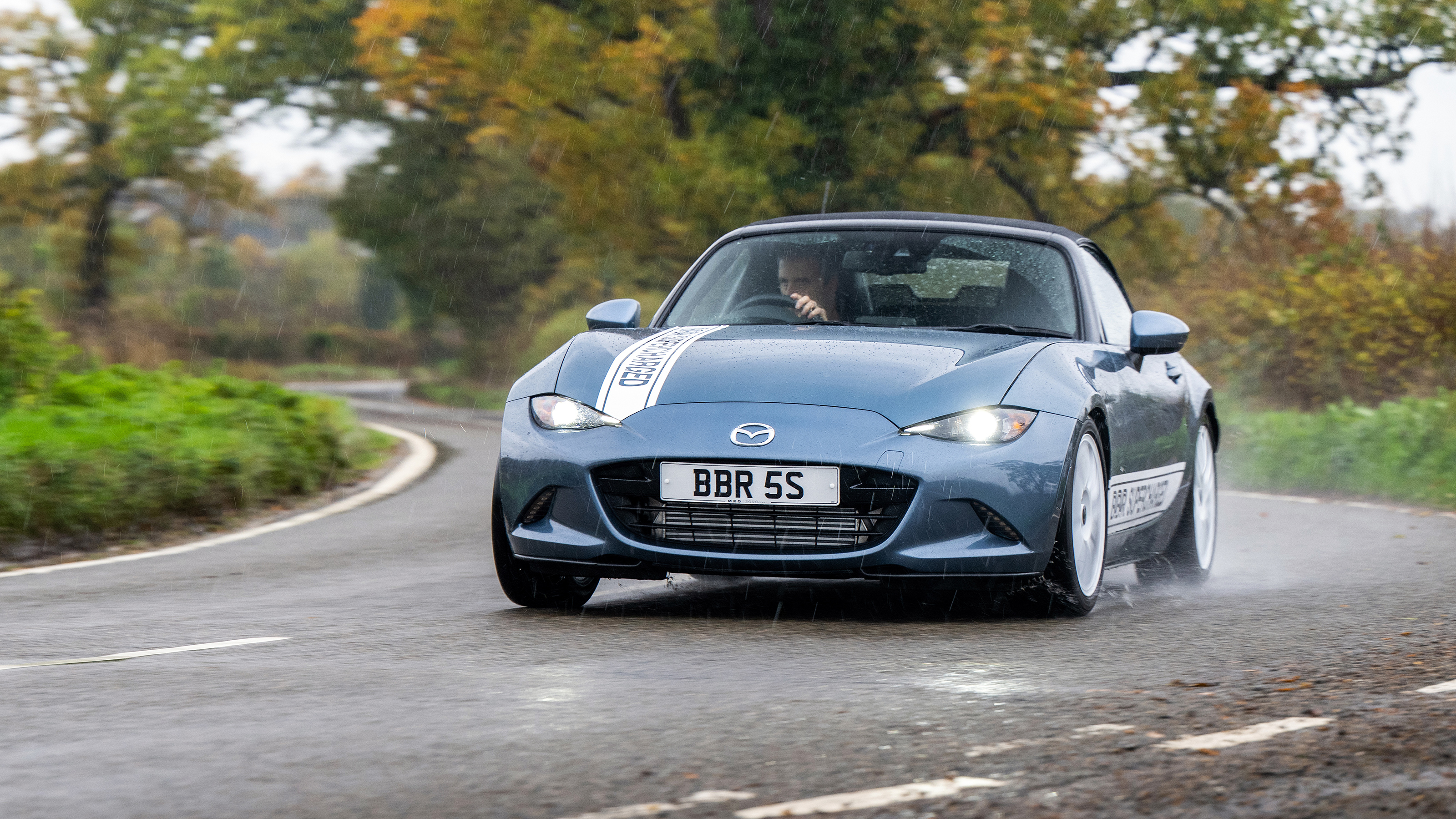 Mazda MX-5 BBR - front cornering 2