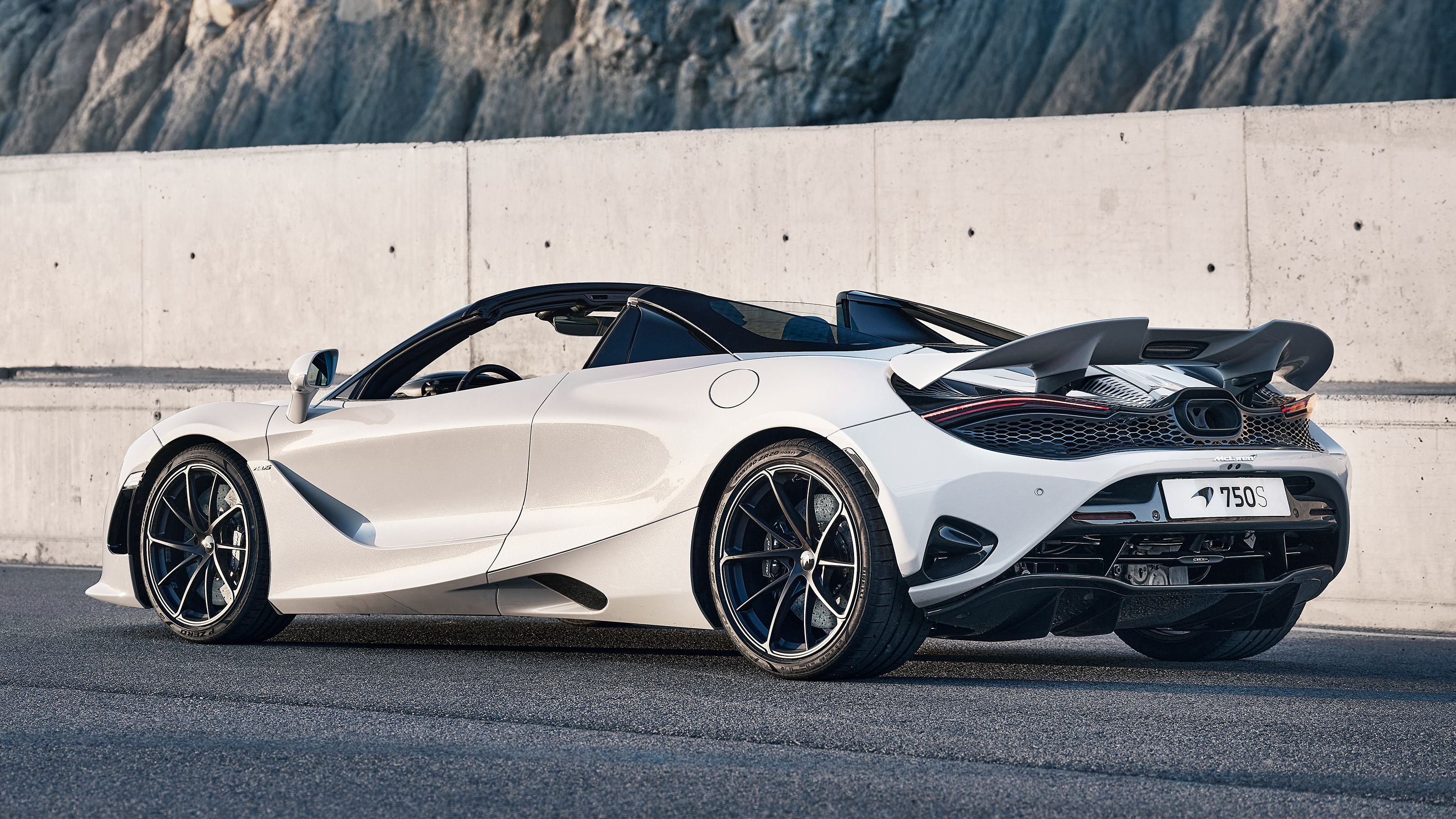 McLaren 750S