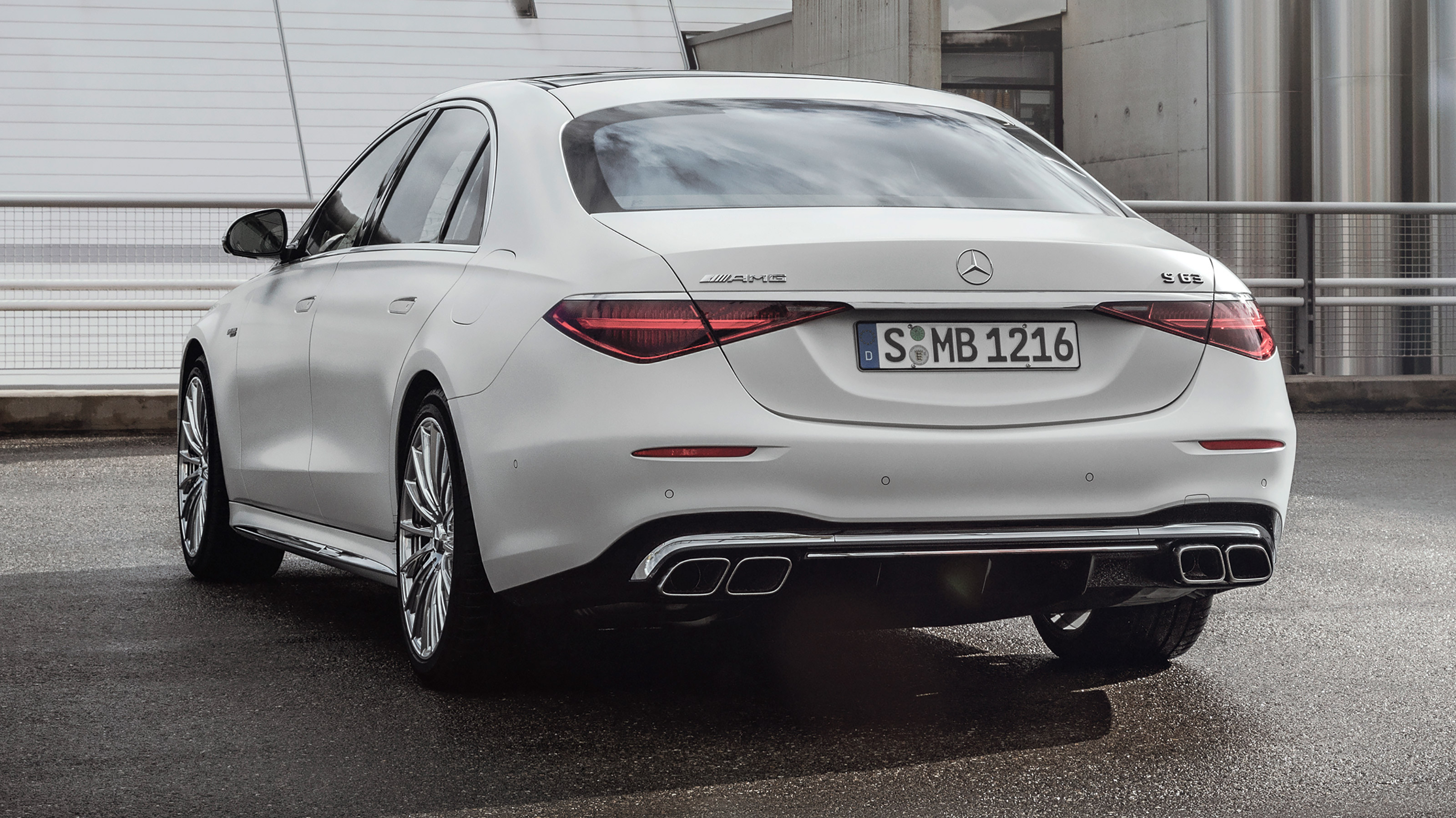 Mercedes-AMG S63 E Performance