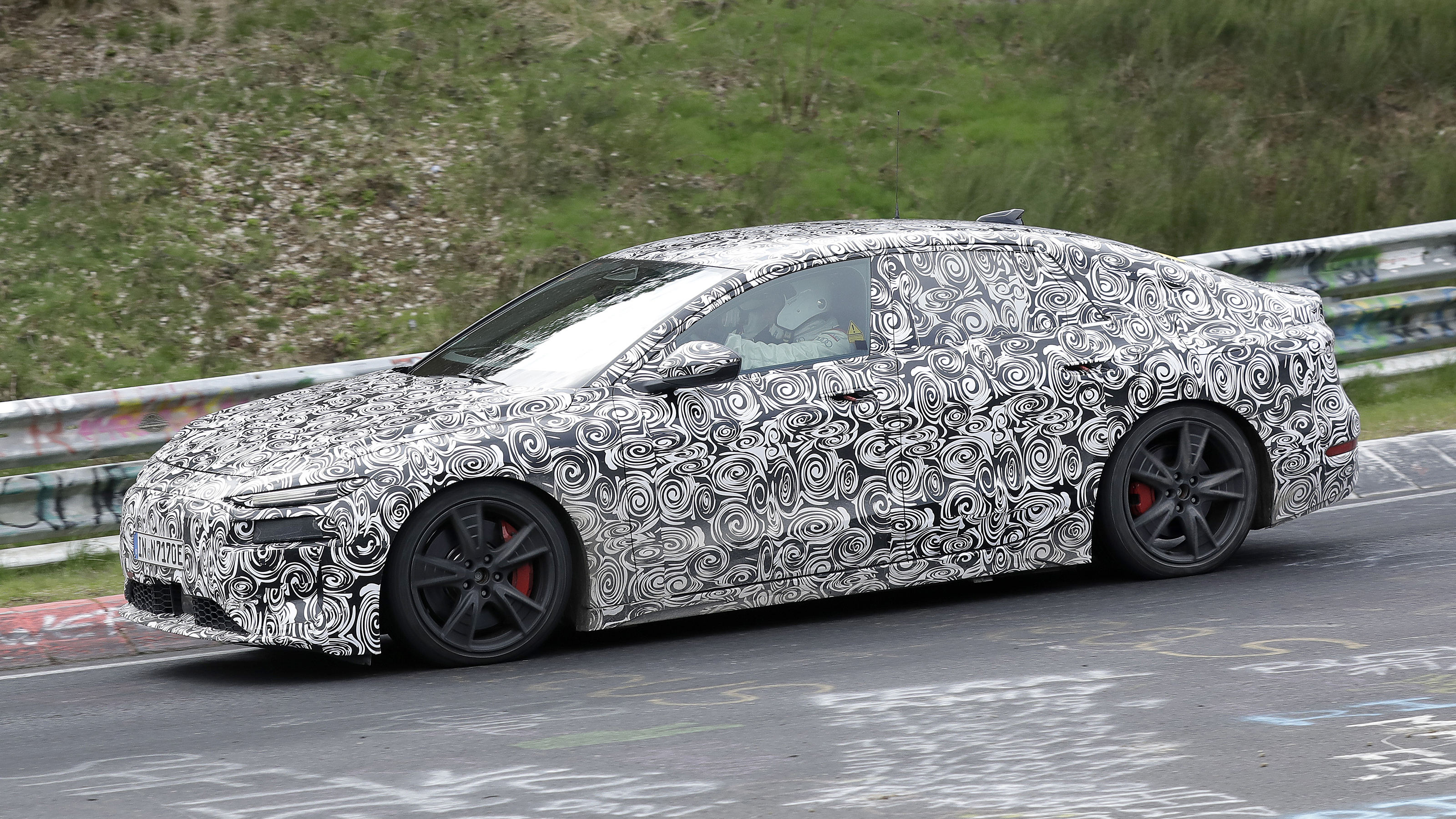 Audi S6 e-tron spy shot – side