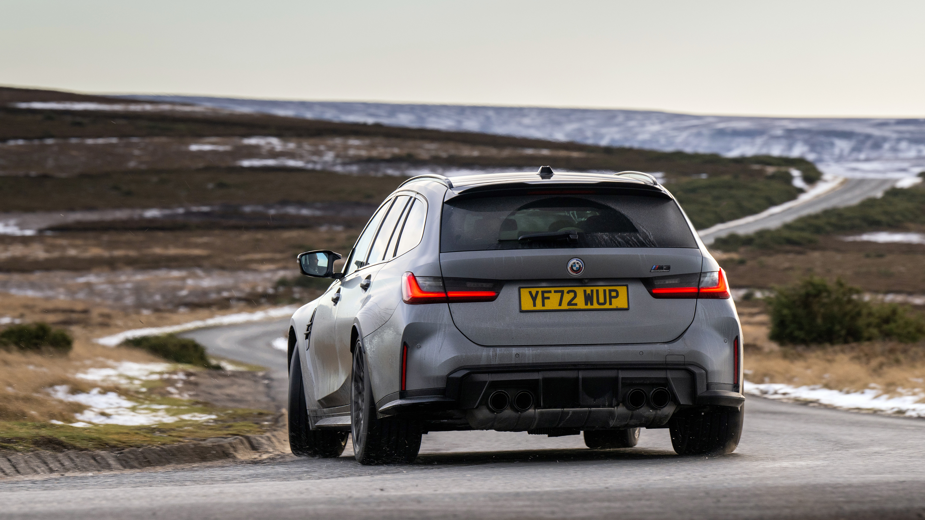 BMW M3 Touring vs Audi RS6 – M3 drift