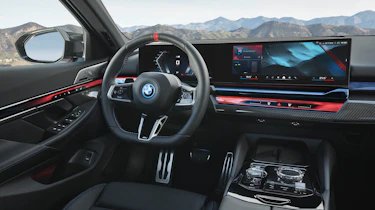 BMW i5 – dashboard