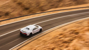Bugatti Chiron Super Sport v Rimac Nevera