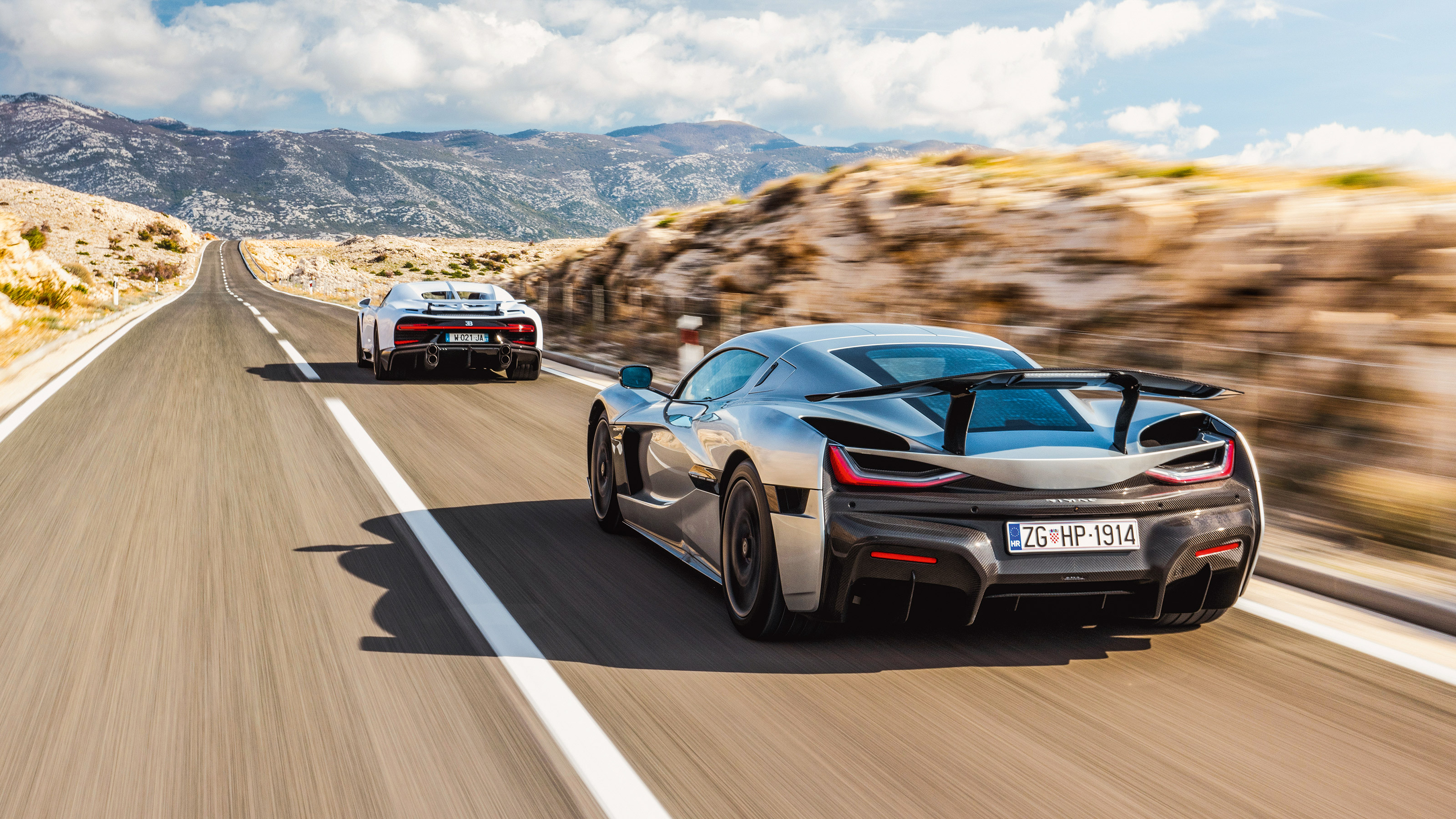 Bugatti Chiron Super Sport v Rimac Nevera
