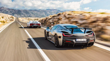 Bugatti Chiron Super Sport v Rimac Nevera