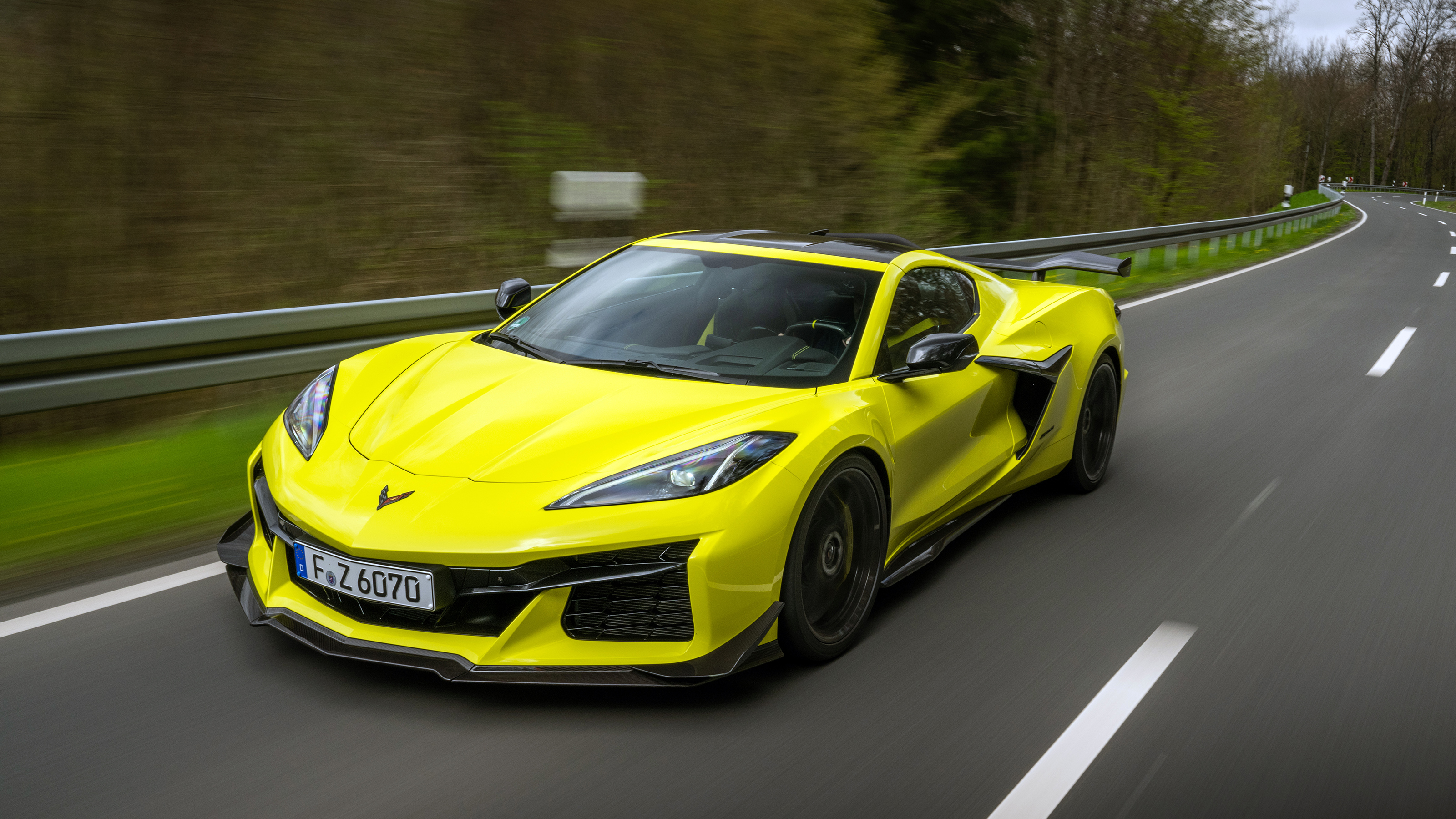 Chevrolet Corvette C8 Z06 – front tracking