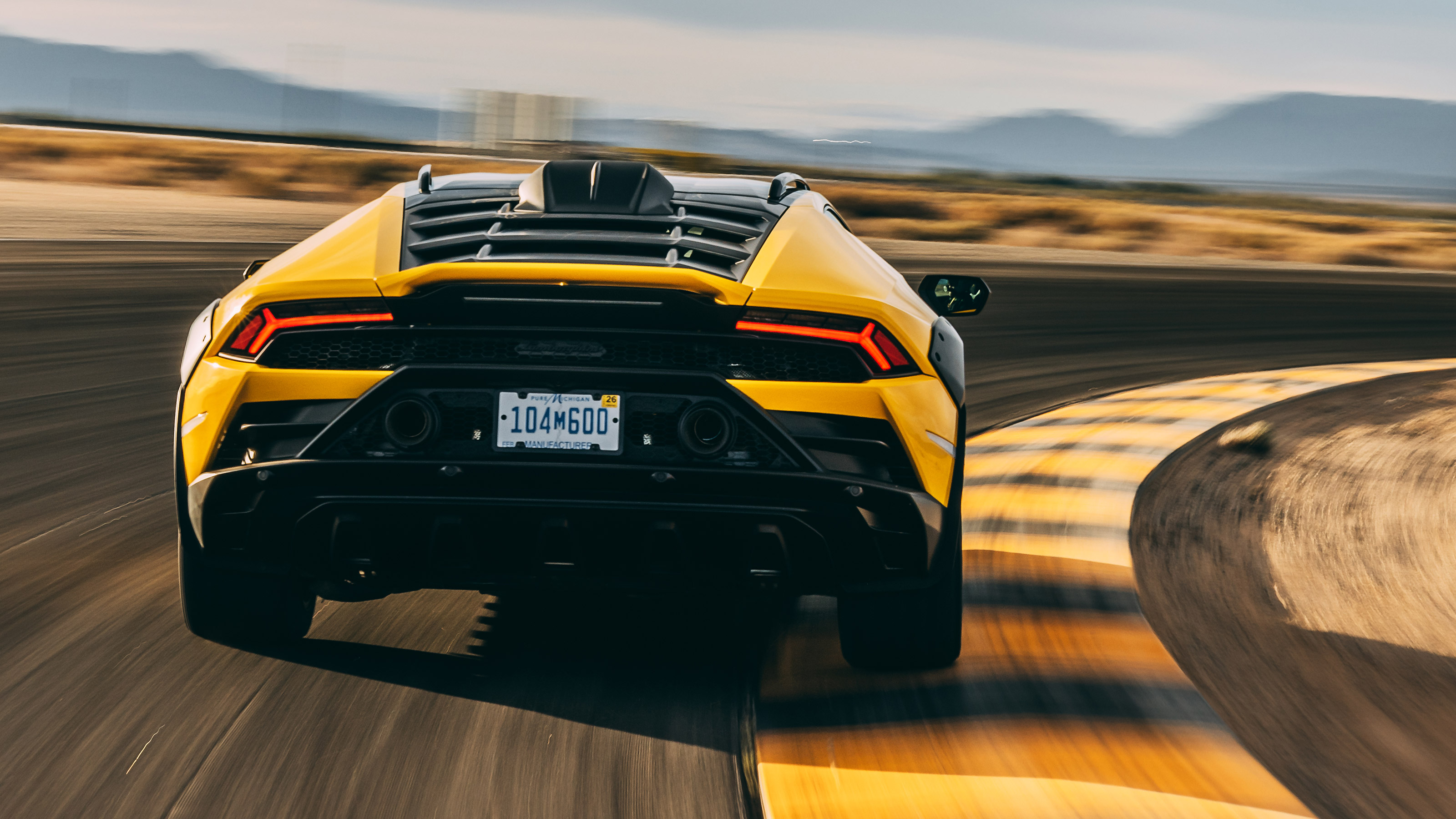 Lamborghini Huracan Sterrato
