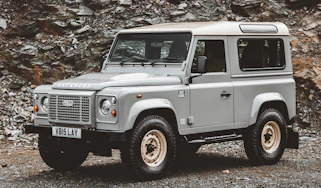 Land Rover Defender Islay Edition – front
