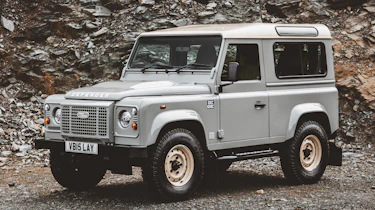 Land Rover Defender Islay Edition – front