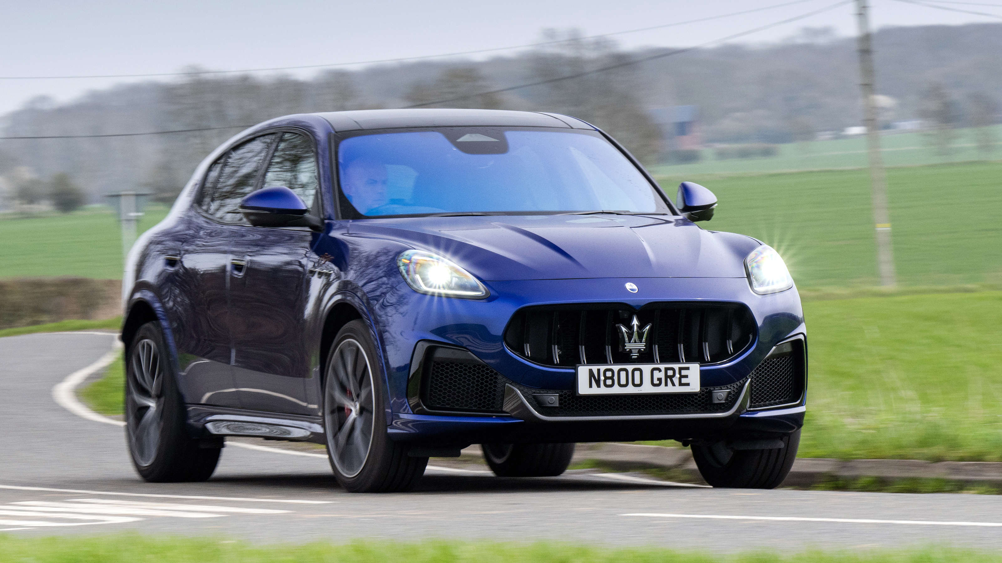 Maserati Grecale Trofeo – front cornering 2