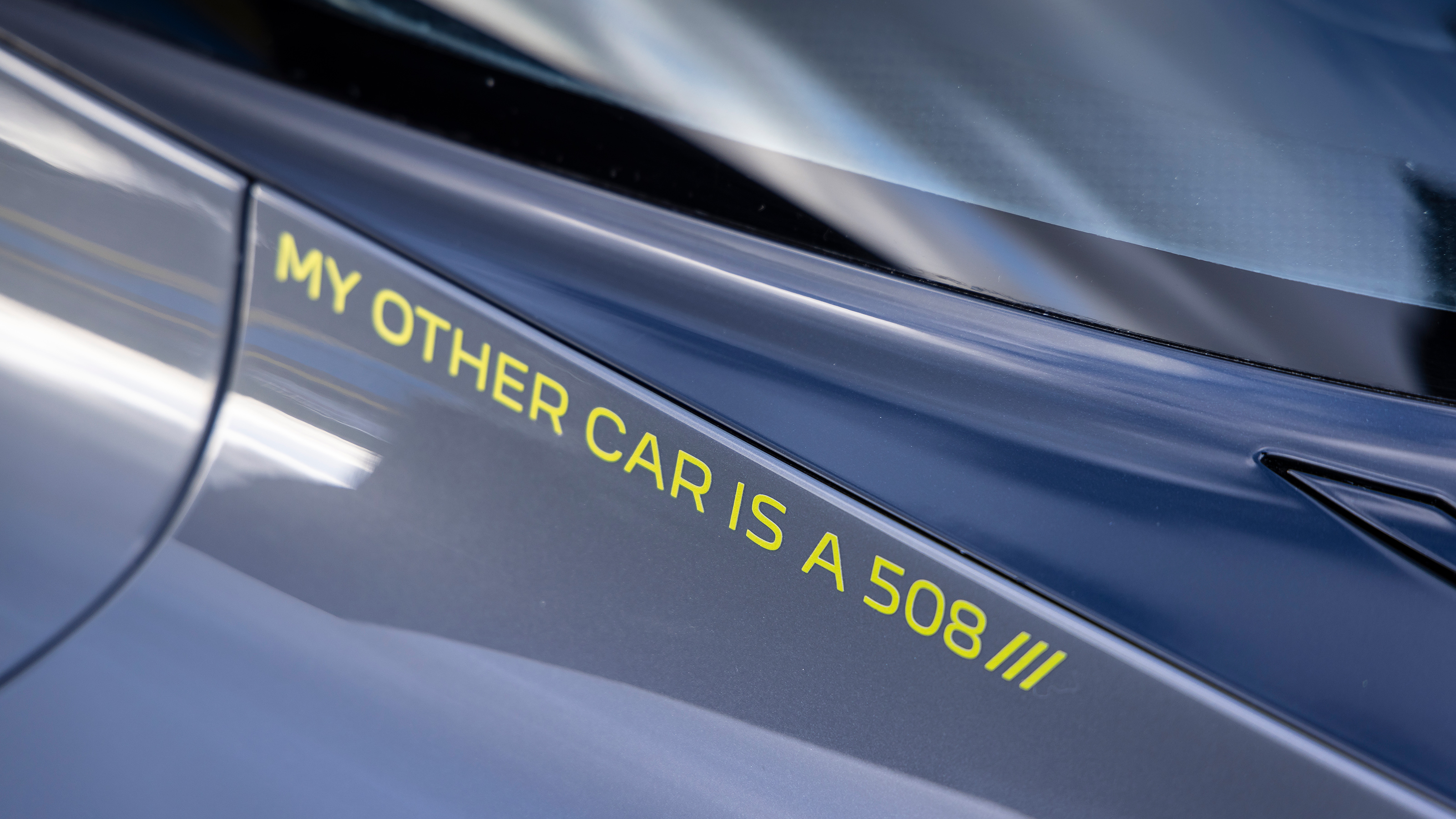 Peugeot 9X8 – sticker