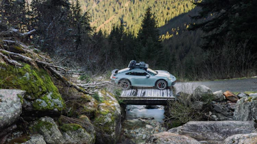 Porsche 911 Dakar – side static