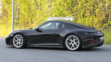 Porsche 911 ST – side
