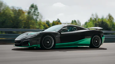 Rimac Nevera – panning