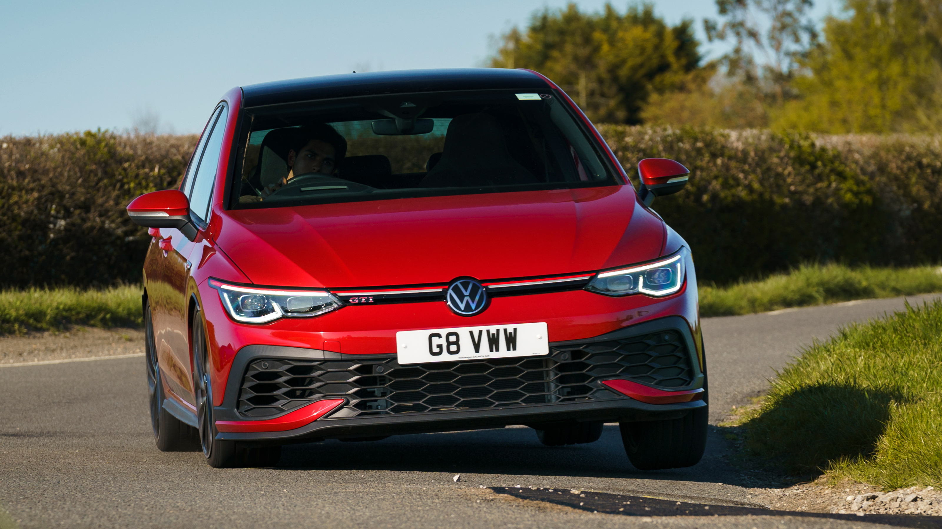Volkswagen Golf GTI Clubsport – front cornering