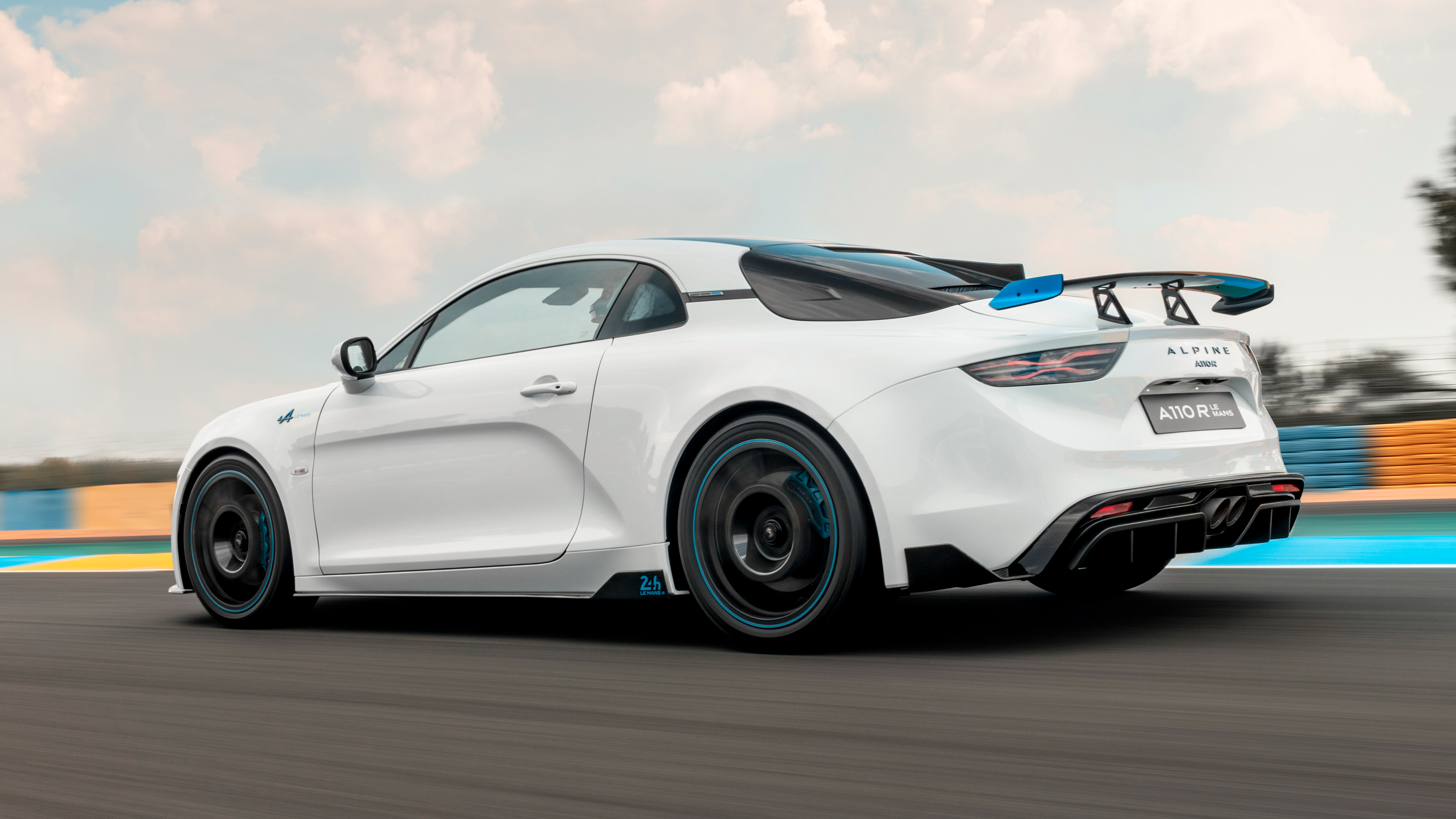 Alpine A110 R Le Mans – rear quarter