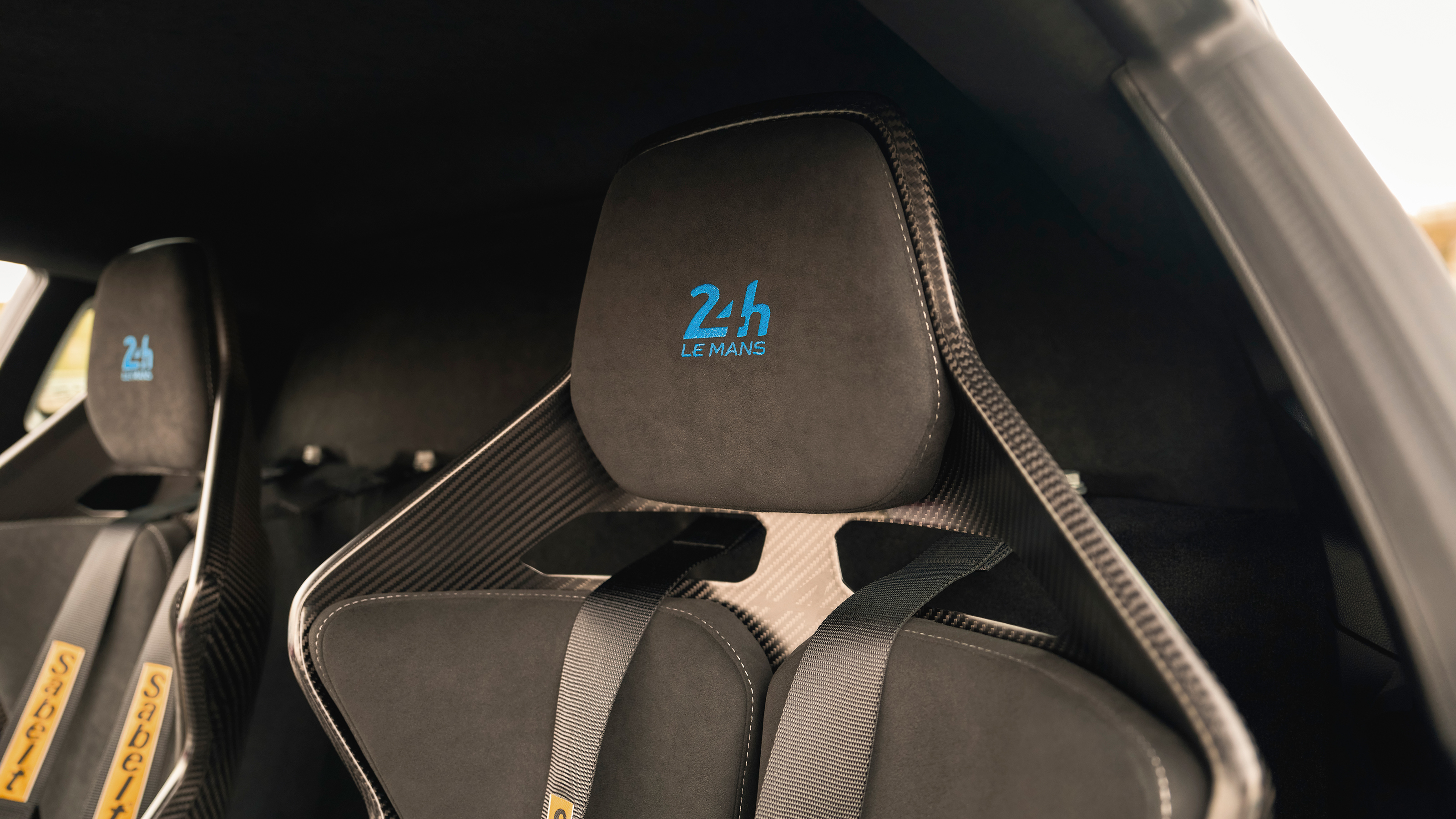 Alpine A110 R Le Mans – seats