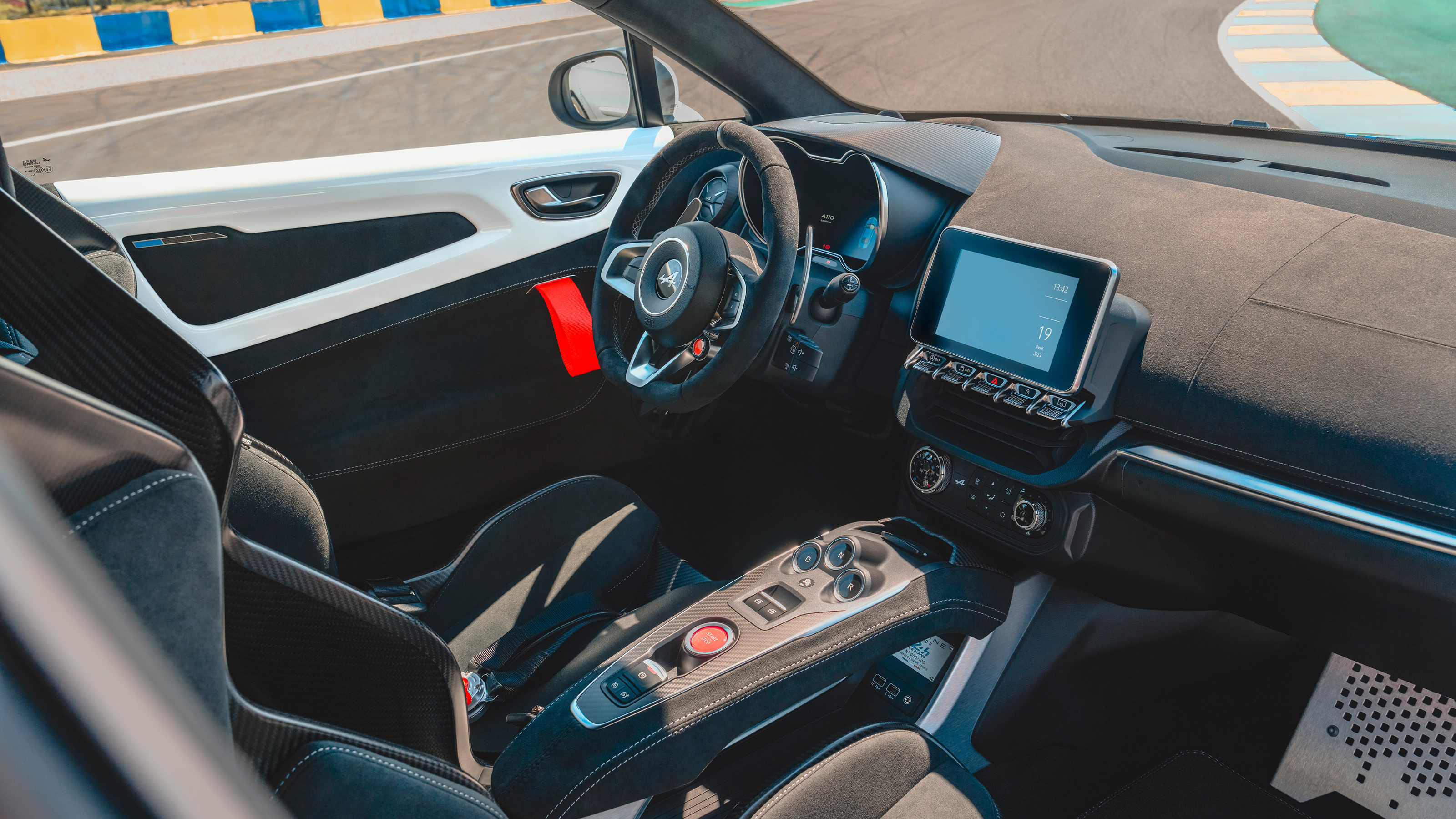 Alpine A110 R Le Mans – interior