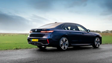 BMW i7 M60 XDrive rear
