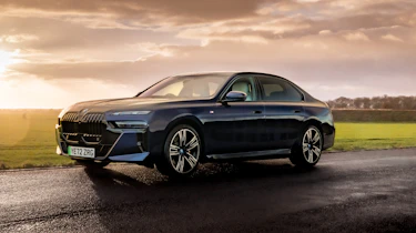 BMW i7 M60 XDrive front