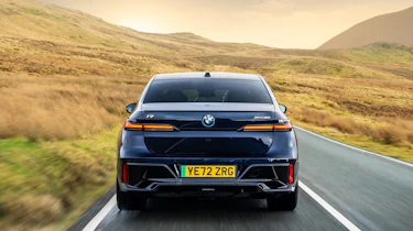 BMW i7 M60 XDrive rear