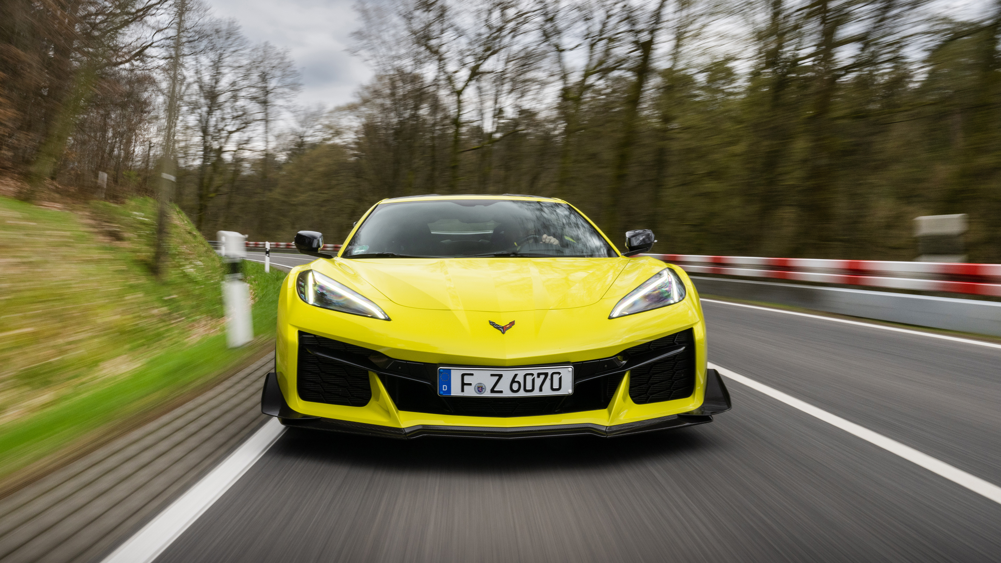 Corvette Z06 – front tracking