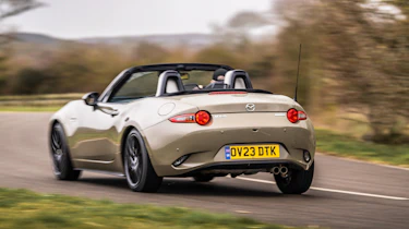Mazda MX-5 Homura – rear