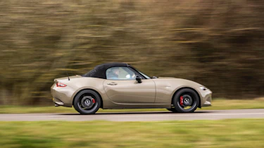 Mazda MX-5 Homura – side