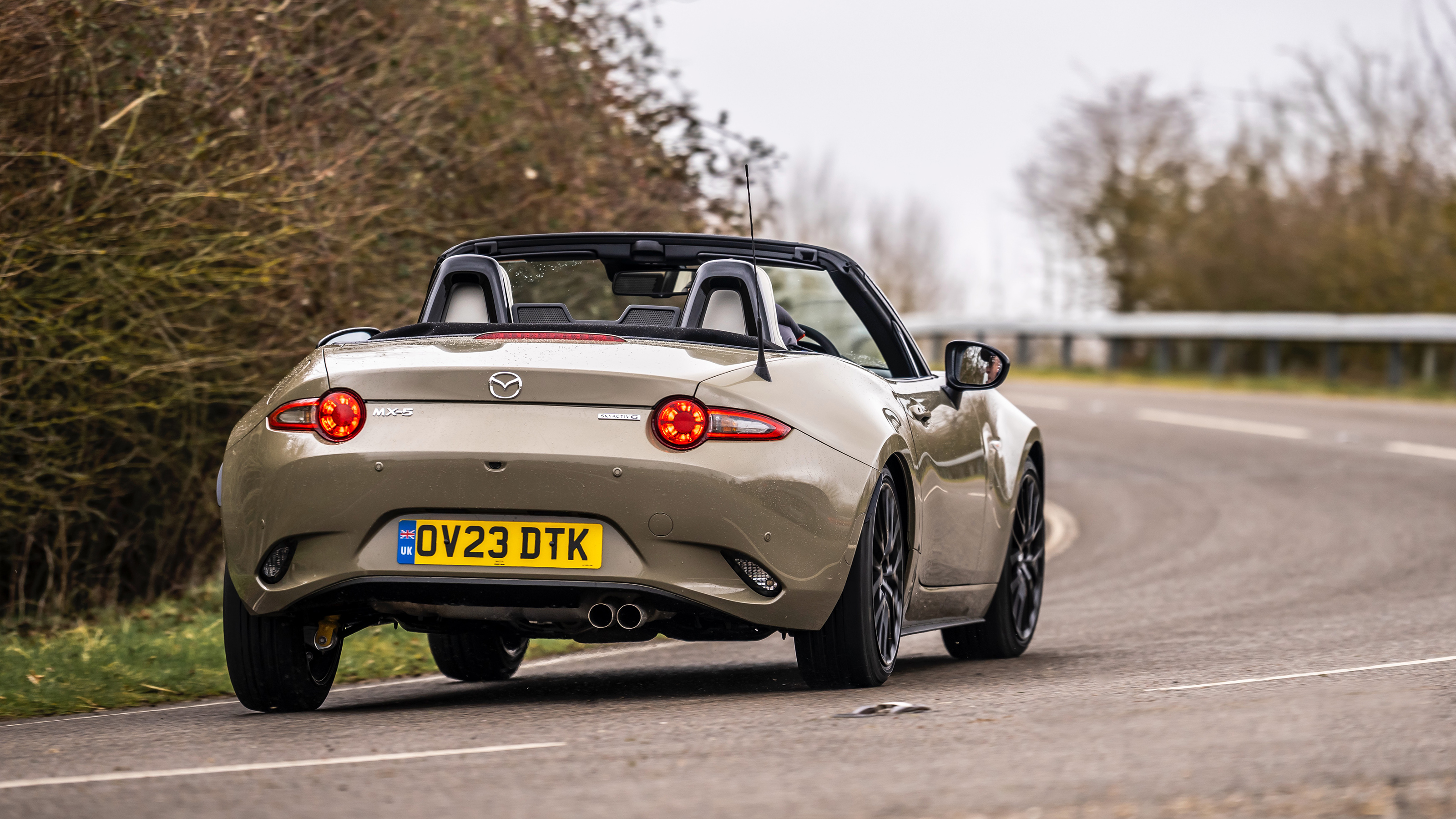 Mazda MX-5 Homura – rear